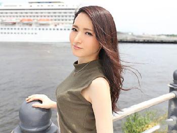 昼間っから夫以外の男根を無我夢中で求める不貞妻巨乳素人人妻のエロ動画