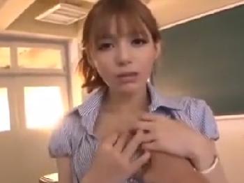 『先生…もう我慢できないの…』切なそうな顔で求めてくる女先生と放課後の教室でパコ巨乳お姉さん女教師ぶっかけのエロ動画