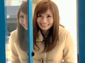 『すごい出たねっ』笑顔がステキな素人娘が童貞の筆おろしに挑戦！巨乳お姉さんのエロ動画