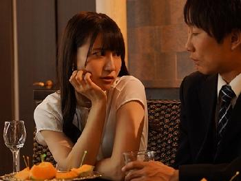 『同窓会にいってくるね…』後ろめたさを感じながら参加した同窓会で若奥様がやっぱり寝取られ中出し初川みなみのエロ動画