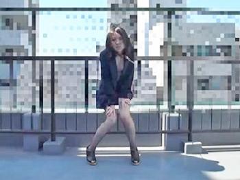 辱められたい性的変態ドマゾ娘がイキすぎて絶叫アヘ顔SEX素人美少女乱交露出のエロ動画