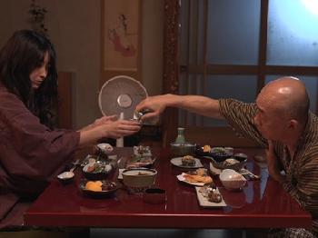 嫌いで嫌いでしょうがなかったセクシャルハラスメントハゲ上司に…死ぬほど逝かされて完堕ち美少女ロリOL藤井いよなのエロ動画