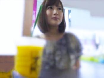 川崎でヤリマンそうな奥様をナンパし即日中出しセックス巨乳素人人妻のエロ動画