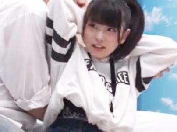 『え?聞いてないです‥』ミニ系巨大乳女子大生にエロマッサージ敢行して否応なくハメ!巨乳素人美少女ロリのエロ動画