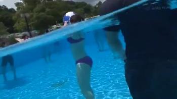 公共プールで遊んでいた巨乳娘が水中でハメられガチ中出しを食らう！素人レイプのエロ動画