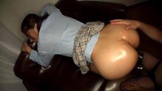 プリップリの巨大ヒップが自慢の黒GAL女子校生をバック突きでヤリ倒しました！美少女ハメ撮りギャルの無料エロ動画