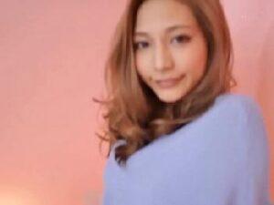 整ったルックスのGAL娘がエロいマンコに深々と男性器を咥え込むドすけべ性行為!お姉さんギャルコスプレ女教師ハーフの無料エロ動...
