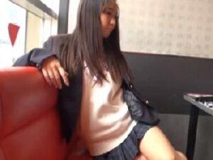 『中はダメだし』頑なに中出し嫌がる女子校生に無許可で生中キメた結果！素人ハメ撮りギャルロリの無料エロ動画