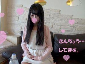 巨大チンポを口いっぱいに頬張って頑張ってくれる童顔少女のハメ撮りパコ！素人美少女ロリの無料エロ動画