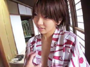 『もぉびしょ濡れなの‥入れて？』スレンダー美しい乳房なショートヘアの美人若奥様と密通旅行でフリンパコ！！素人人妻顔射ハメ撮り...