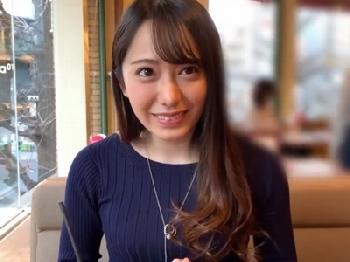 『21_歳_…』ちょっと大人びてる黒髪素人との個人撮影→ホテルに入ると狂ったように絶頂しまくり！美少女ハメ撮りの無料エロ動画