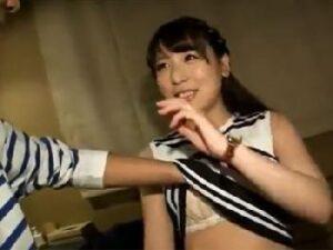 『ちょっと恥ずかしいです‥』素人の清楚清純きれいなお姉さんと恥じらいハメ撮り！ぶっかけの無料エロ動画