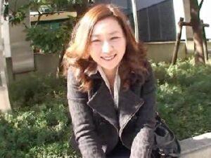 『正直気持ち良かったです…』川崎で出会った地味目なお姉さんとのホテルパコで中出し！！巨乳素人ハメ撮りナンパの無料エロ動画