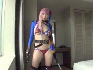 完全顔出し！FG◯武蔵コスプレのドすけべボディレイヤーとたっぷりオフパコ！巨乳素人ハメ撮りの無料エロ動画