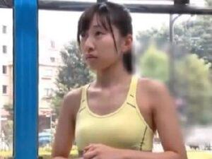 スポーツ女子をガチナンパ！マッサージと騙して中出しフアック！美少女素人の無料エロ動画