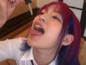 髪の毛がド派手な不良女子校生が放課後に大好きな先生と媚薬を飲んでキメセク！！美少女中出しフェラ顔射手コキオナニー渚みつきの無...