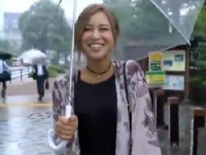 『セフレも呼んで良い?』週6で違う男とハメまくるクソ売女ヤりマンビッチGALとハメ撮り3人プレイ!!素人中出し痴女ギャル3P...