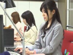 美形お姉さんOL達が覆面男に次々に生中出しされて着床アクメ！巨乳の無料エロ動画