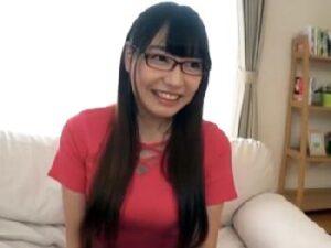 バレーボール部所属の秀才女子校生の自宅突撃→そのまま押し倒し種付け中出し！！巨乳美少女素人痴女ハメ撮りの無料エロ動画