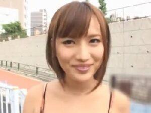 アナル舐めからフェラチオまでパーフェクトなきれいなお姉さんが素人肉棒に敗北し生中出し展開！の無料エロ動画