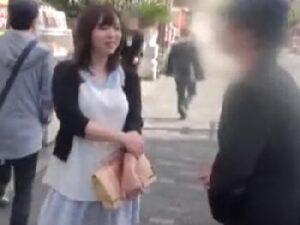 ナンパした巨大オッパイ素人娘に即日中出しキメる無責任ハメ師！巨乳お姉さんの無料エロ動画