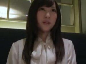 激マブな素人奥さんとホテルにインしてハメ撮り！人妻の無料エロ動画