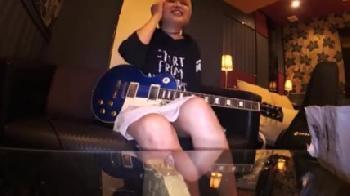 むッちりな金髪ボいンミュージシャンをナンパして肉厚マンコに精液注入パコ!巨乳素人中出しハメ撮りギャルの無料エロ動画