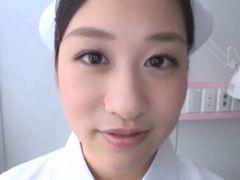 美しい桃尻を突き出し求める清麗ナースをハメ撮りして大量顔面射精！看護婦の無料エロ動画