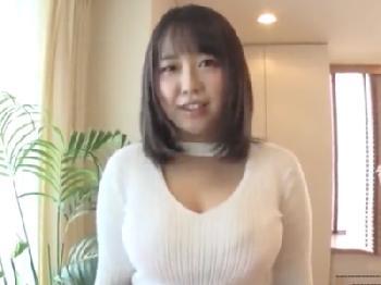 丸ポチゃ豊満爆乳なカフェ店員娘(22)が衝撃のアダルトビデオデビュー！！巨乳素人美少女痴女ハメ撮りの無料エロ動画