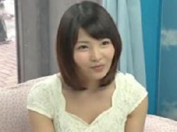 ナンパしたおしとやかな奥さんが戸惑いながらも優しく筆おろしsEX！素人人妻童貞の無料エロ動画