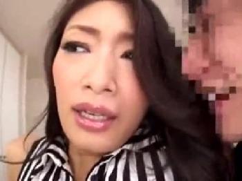 悪ガキどもに集団陵辱される巨大乳すぎる奥さん小早川怜子!!巨乳人妻レイプ乱交の無料エロ動画