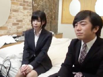 既婚上司と新人OLが賞金欲しさに中出し密通！素人ナンパの無料エロ動画