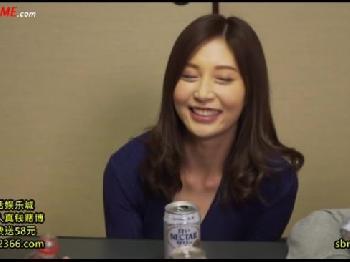 きレイすぎるお母さんが毎日お風呂でフェラチオ抜きしてくれる!人妻手コキ熟女近親相姦の無料エロ動画