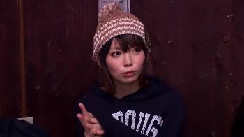 居酒屋で呑んでちょっと酔っただけでペニスに食いついて離さない美形少女！お姉さん美少女素人フェラハメ撮りの無料エロ動画