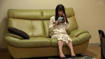中年男の家に世話になることになった童顔女子校生が下半身の世話をさせられる!美少女素人フェラ顔射イラマチオの無料エロ動画