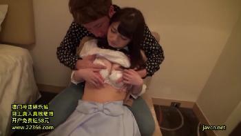 あまりにも気持ち良すぎてエビ反りして絶頂アくメ中出しを食らうとても綺麗な奥さん！素人人妻の無料エロ動画