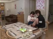 姉妹揃っていいおしり!!！巨乳お姉さん美少女中出し痴女フェラ手コキ女子校生3Pパイズリの無料エロ動画