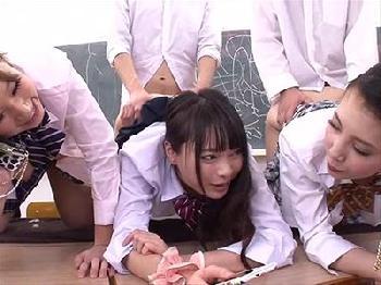 男を空気のように扱う女子校生たちの完全無反応膣射中出し交尾!!!美少女フェラ手コキ乱交パイズリなつめ愛莉桜ちなみ伊東紅一条リ...