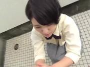 何もかも素晴らしい部屋でショートヘアの美形少女女子校生と刺激的に戯れる性行為！美少女素人フェラの無料エロ動画