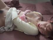 幼馴染の女子がマダムとなっても肉体関係は続けていきます！中出し人妻の無料エロ動画