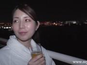 こんなに清純清楚で色白美肌なとても綺麗な奥様でも性的欲求が溜まりまくって他人棒に手を出します！中出し素人フェラ痴女人妻ハメ撮...