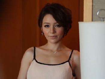 最高な愛人と昼間から楽しむ熱を帯びた精力的な交尾！お姉さんフェラ手コキぶっかけハーフの無料エロ動画