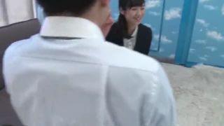 清楚清純で優等生そうな女性会社員さんがセクロスなお願いをされて困惑するもしっかり受け入れる！お姉さん素人OLの無料エロ動画