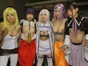コスプレ集団撮影会はいつの間にか乱交パーティ会場に変わります!巨乳お姉さん美少女素人フェラの無料エロ動画