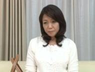 どんどん溜まる性的欲求を解放できない中年女性はついにアダルトビデオに出て若い男で発散する！中出し人妻痴女ハメ撮り熟女の無料エ...