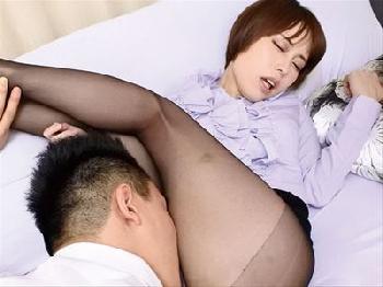家庭訪問先で利尿剤を盛られ失禁した黒パンティストッキング女先生たちが変態生徒に挿入される!!!中出しフェラぶっかけ女教師パン...