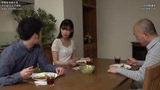 性的欲求が爆発寸前なのを義理の父親に察知されたとても美麗な奥様→問い詰められて種付けファック！素人人妻の無料エロ動画