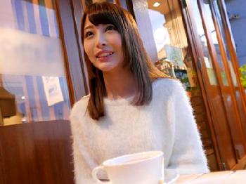 カメラの前で緊張しっぱなしの美形少女女子大生がデビュー美少女フェラデビュー作九重かんなのエロ動画