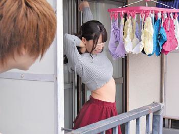 「ちょっとヤッてく？」お茶でも誘うように誘惑する隣奥様巨乳痴女人妻のエロ動画