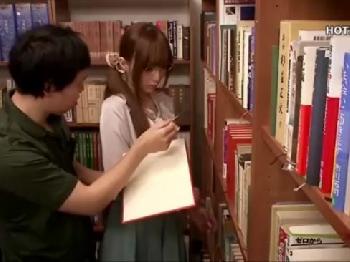 清潔感あふれるメガネオフィスレディさんが弱みを握られて性的暴行されるWお姉さんめがねレイプのエロ動画